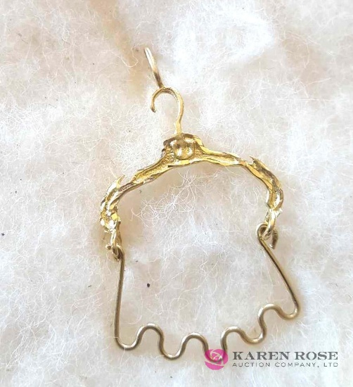 14 karat gold hanger charm