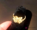 10 karat gold flower ring