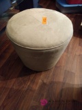 Storage ottoman