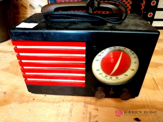 Emerson Vintage Radio