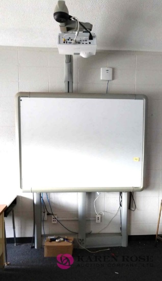 Room 300 promethean activboard with projector sarmale