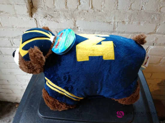 Michigan wolverine pillow pet