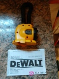 DeWalt dw919 rechargeable light