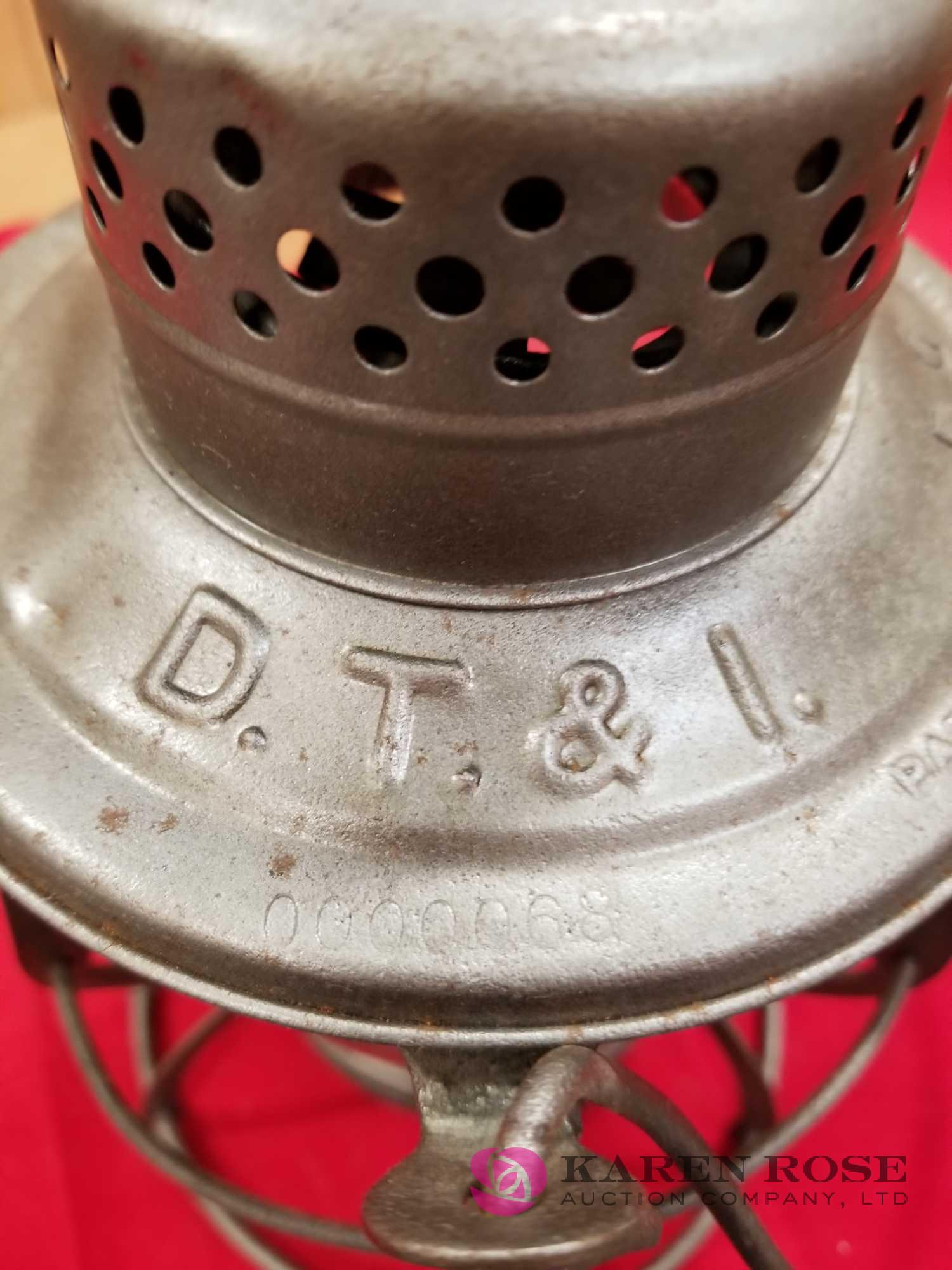 Detroit, Toledo and Ironton Railroad Lantern | Proxibid