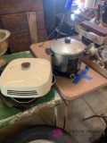 Pressure cooker and frypan