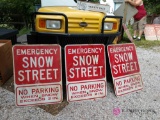 Three emergency snow street signs b1