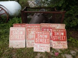 Lot of 8 emergency snow street signs b1