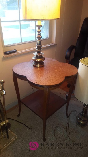 Vintage lamp table
