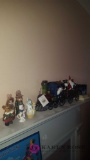 Holiday knick knack lot