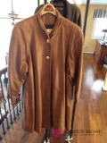 Size medium leather 3/4-length coat halfling