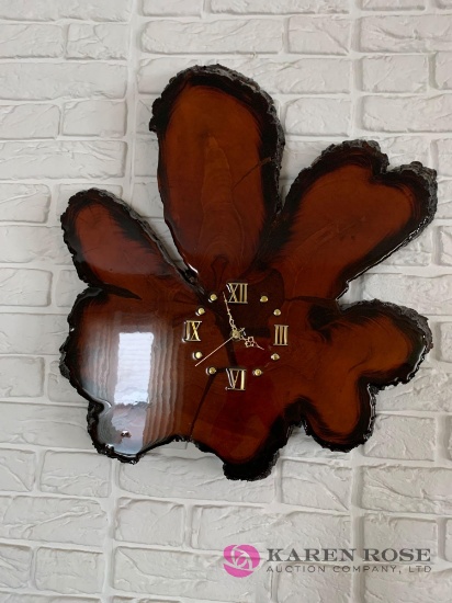 Decorative wall clock