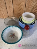 Glass mixing bowls