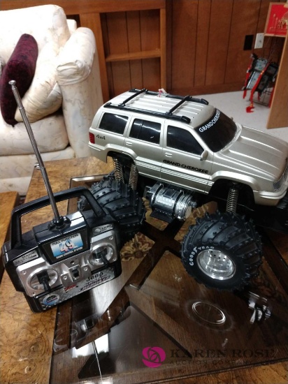 Remote control Grand Cherokee