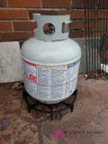 Propane cylinder with stand