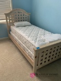 Twin bed