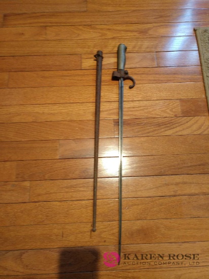Vintage 20 inch saber and metal sheath