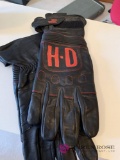 Men?s Harley Davison riding gloves