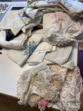 Lot of assorted linens