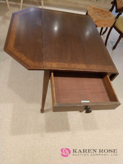 30 in mahogany drop leaf table