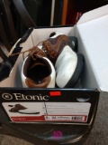 Size 8 and 1/2 etonic golf shoes