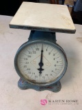 Vintage scale