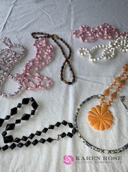 8 Costume jewelry necklaces