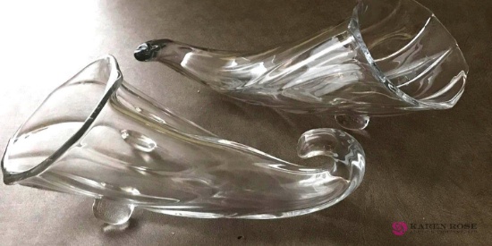 Pair of 12 Glass cornucopia