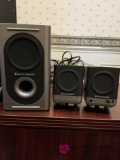 S - Speakers and Rolling Case