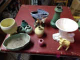 Assorted pottery pieces