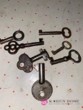 Seven vintage cabinet or lock keys