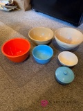 Kitchen pottery bowls
