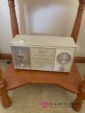 B1 Vintage radio