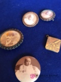 Vintage picture pins