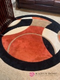 Round area rug