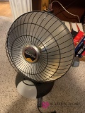 Presto heat dish heater in office