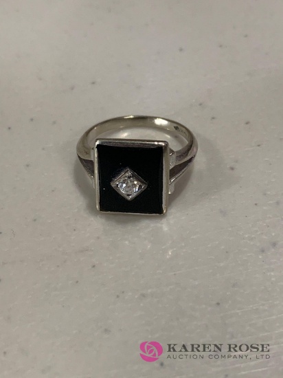 10k Diamond onyx ring