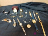Lot of 16 watches and clocks