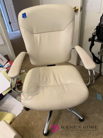 Nice off-white and chrome office chair on wheels