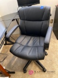 Nice black office chair on wheels