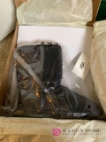 Ladies size 5 UGG boots new