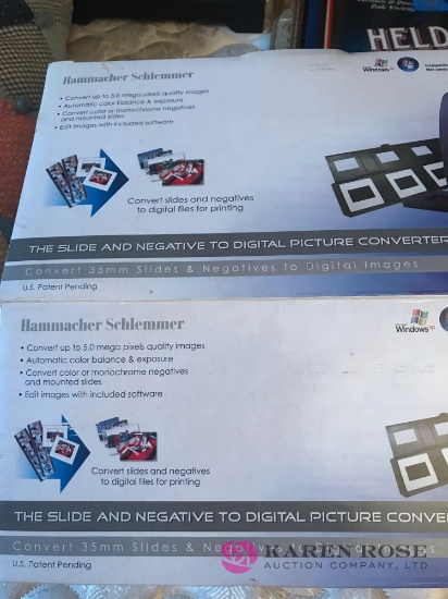 Hammacher Schlemmer slide and negative to digital picture converter