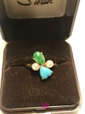 10 Kt Turquoise and Pearl ring 2.5 grams