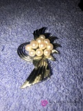 Sterling Cultured Pearls Pin