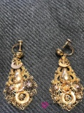 Antique 14kt gold ear rings