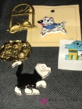 5- assorted cats and dogs pins