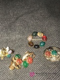 4- gold filled mounts 2- pins and 2- gemstones earrings