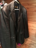 Scully leather jacket size 46