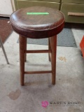 Wood stool(garage)