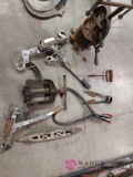 Miscellaneous lot including press, come along, ice tongs, and more see pictures Barn location