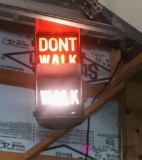 Dont walk/ walk sign